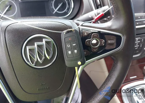 2016 Buick Regal Turbo из США, поврежденный, VIN 2G4GK5EX0G9151024